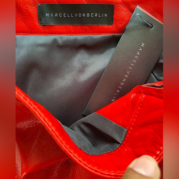 MARCELL VON BERLIN red coated leather skirt US SZ 6 - Picture 5 of 5